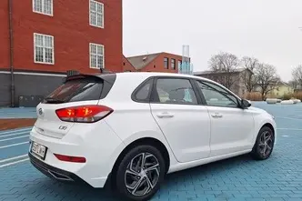 Hyundai i30, 1.0, 88.3 kW, petrol, automatic, front-wheel drive