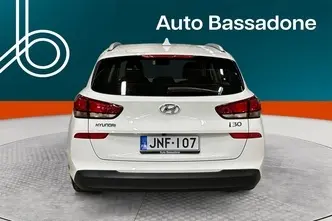 Hyundai i30, 1.5, 80 kW, bensiin, manuaal, esivedu