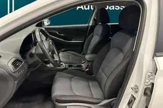 Hyundai i30, 1.5, 80 kW, bensiin, manuaal, esivedu