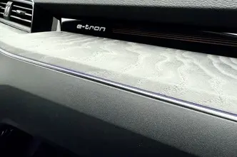 Audi e-tron, 158 kW, elekter, automaat, nelikvedu