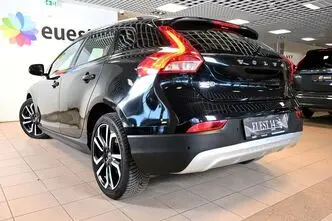 Volvo V40 Cross Country, 2.0, 88 kW, diisel, automaat, esivedu