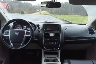 Lancia Voyager, 2.8, 120 kW, diisel, automaat, esivedu