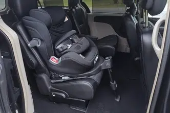 Lancia Voyager, 2.8, 120 kW, diisel, automaat, esivedu