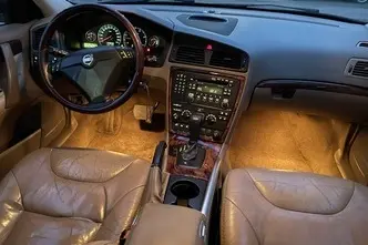 Volvo XC70, 2.4, 120 kW, diisel, automaat, nelikvedu