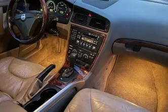 Volvo XC70, 2.4, 120 kW, diisel, automaat, nelikvedu