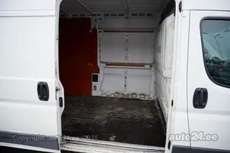 Peugeot Boxer, 2.2, 96 kW, дизель, механическая, передний привод