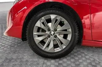 Peugeot 208, 1.2, 74 kW, bensiin, automaat, esivedu