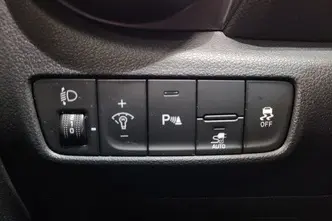 Hyundai Kona, 100 kW, elekter, automaat, esivedu