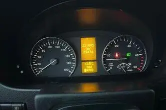 Mercedes-Benz Sprinter, 140 kW, дизель, автомат