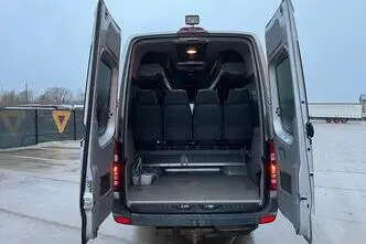 Mercedes-Benz Sprinter, 140 kW, дизель, автомат