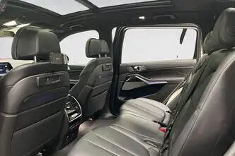 BMW X7, 3.0, 250 kW, hübriid, automaat, nelikvedu