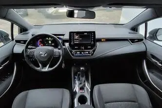 Toyota Corolla, 1.2, 85 kW, bensiin, automaat, esivedu