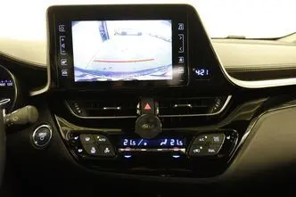 Toyota C-HR, 1.8, 72 kW, гибрид, автомат, передний привод