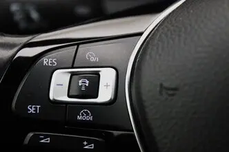 Volkswagen Golf, 1.5, 96 kW, бензин, механическая, передний привод