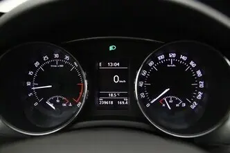 Škoda Superb, 1.6, 77 kW, дизель, механическая, передний привод