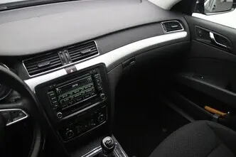 Škoda Superb, 1.6, 77 kW, дизель, механическая, передний привод