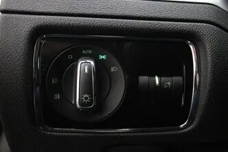 Škoda Superb, 1.6, 77 kW, дизель, механическая, передний привод