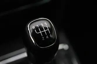 Škoda Superb, 1.6, 77 kW, дизель, механическая, передний привод