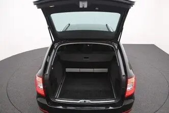 Škoda Superb, 1.6, 77 kW, дизель, механическая, передний привод