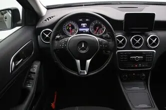 Mercedes-Benz A 200, 1.6, 115 kW, petrol, automatic, front-wheel drive