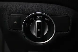 Mercedes-Benz A 200, 1.6, 115 kW, petrol, automatic, front-wheel drive