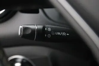 Mercedes-Benz A 200, 1.6, 115 kW, petrol, automatic, front-wheel drive