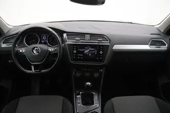Volkswagen Tiguan, 1.4, 92 kW, bensiin, manuaal, esivedu