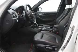 BMW X1, 2.0, 135 kW, bensiin, automaat, esivedu