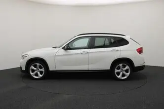 BMW X1, 2.0, 135 kW, bensiin, automaat, esivedu