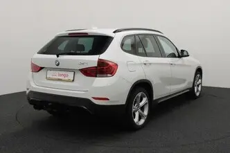 BMW X1, 2.0, 135 kW, bensiin, automaat, esivedu
