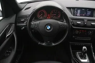 BMW X1, 2.0, 135 kW, bensiin, automaat, esivedu