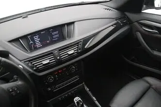 BMW X1, 2.0, 135 kW, bensiin, automaat, esivedu