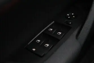 BMW X1, 2.0, 135 kW, bensiin, automaat, esivedu