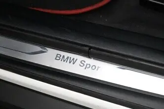 BMW X1, 2.0, 135 kW, bensiin, automaat, esivedu