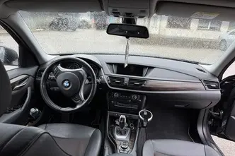 BMW X1, 2.0, 105 kW, diisel, automaat, tagavedu