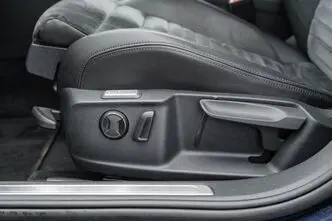 Volkswagen Passat, 2.0, 110 kW, bensiin, automaat