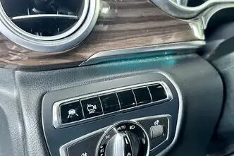 Mercedes-Benz V 250, 2.1, 140 kW, diisel, automaat, tagavedu