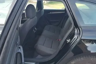 Audi A4, 1.8, 88 kW, bensiin, manuaal, esivedu