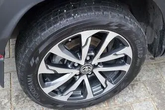 Toyota Corolla, 1.8, 72 kW, hübriid, automaat, esivedu