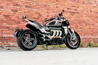 Triumph ROCKET 3 GT, 2.5, 122.8 kW, petrol, manual, rear-wheel drive