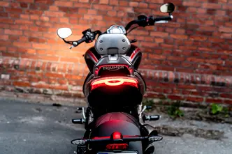 Triumph ROCKET 3 GT, 2.5, 122.8 kW, petrol, manual, rear-wheel drive