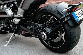 Triumph ROCKET 3 GT, 2.5, 122.8 kW, petrol, manual, rear-wheel drive