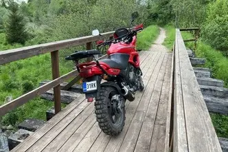 Yamaha TDM 850, 0.8, 57 kW, benzīns, manuālā, aizmugurējā piedziņa