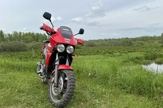 Yamaha TDM 850, 0.8, 57 kW, benzīns, manuālā, aizmugurējā piedziņa