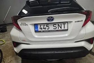 Toyota C-HR, 1.8, 72 kW, hübriid, automaat, esivedu