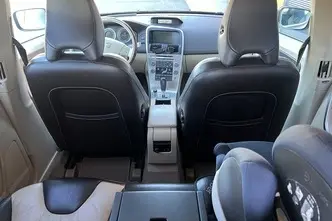 Volvo XC60, 3.0, 210 kW, petrol+lpg, automatic, four-wheel drive