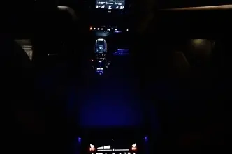 Volvo XC90, 2.0, 173 kW, гибрид, автомат, полный привод