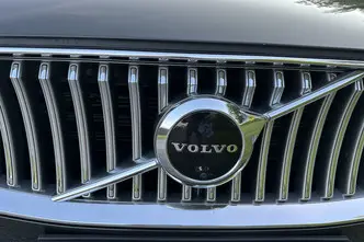 Volvo XC90, 2.0, 173 kW, гибрид, автомат, полный привод