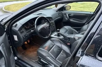 Volvo V70, 2.4, 120 kW, diisel, manuaal, esivedu