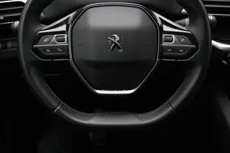 Peugeot 3008, 1.5, 96 kW, дизель, механическая, передний привод